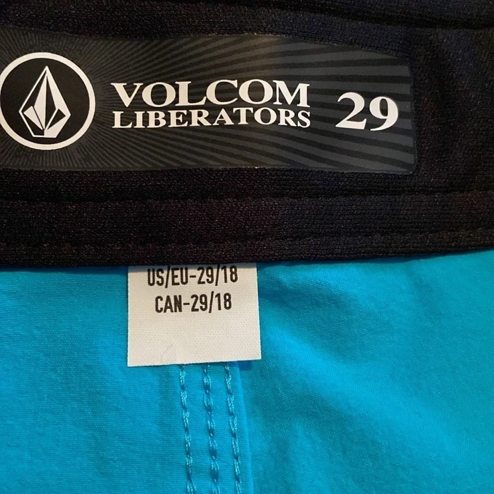 Volcom Men's Blue Swim Shorts size 29, 18 New with tags pocket board shorts